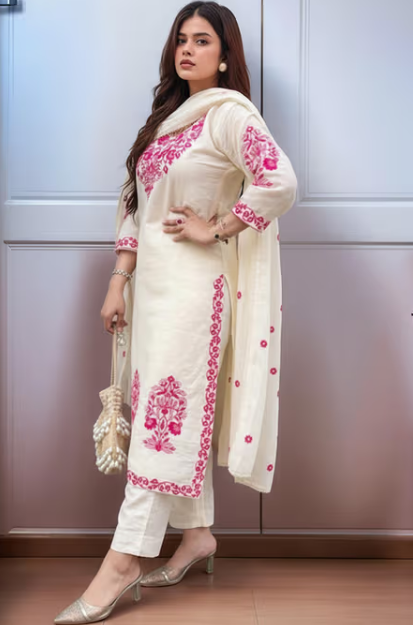 Womens Cream Viscose Rayon Straight Embroidered Kurta with Pant & Dupatta (S)